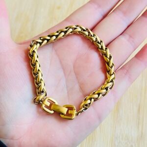 Givenchy Byzantine Chain Bracelet Signed VTG Gold retro Regal Designer logo 8"
